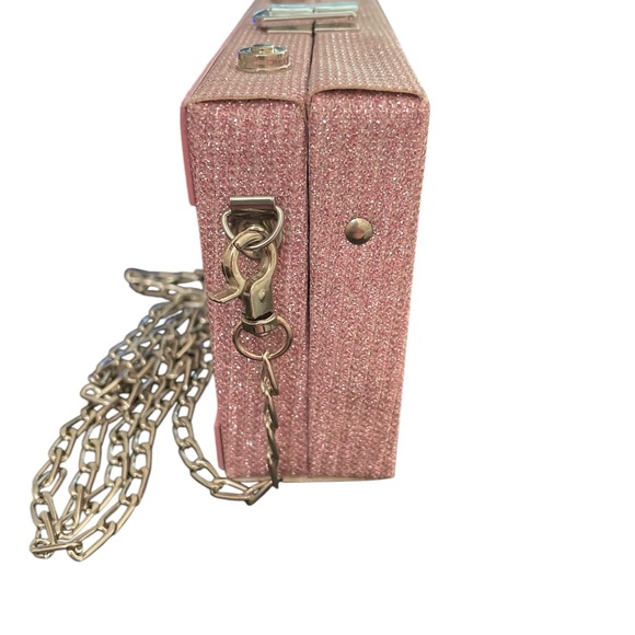 Still the Spotlight NWOT Pink Sparkly Novelty Camera Crossbody no callouts - Picture 6 of 7